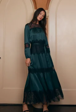 Hot Johnny Was Ellie Lace Tiered Lace Maxi Dress Emerald Green